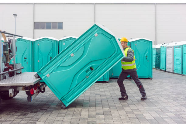 Portable Toilet Options We Offer in Bude, MS